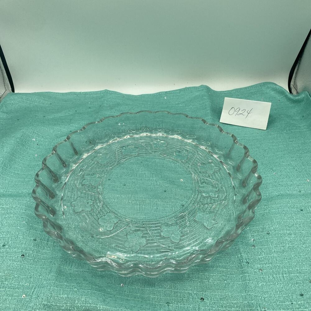 Anchor Hocking Avalon Quiche Baking Dish 10" x 1" Scallop Edges